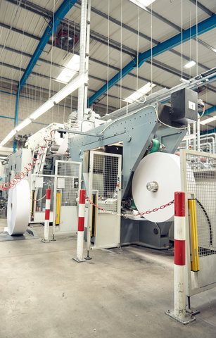 máquina de hacer papel higiénico